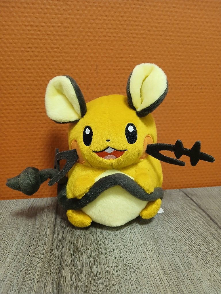 Pokémon Dedenne knuffel, Overige merken, Overige typen, Ophalen of Verzenden, Zo goed als nieuw