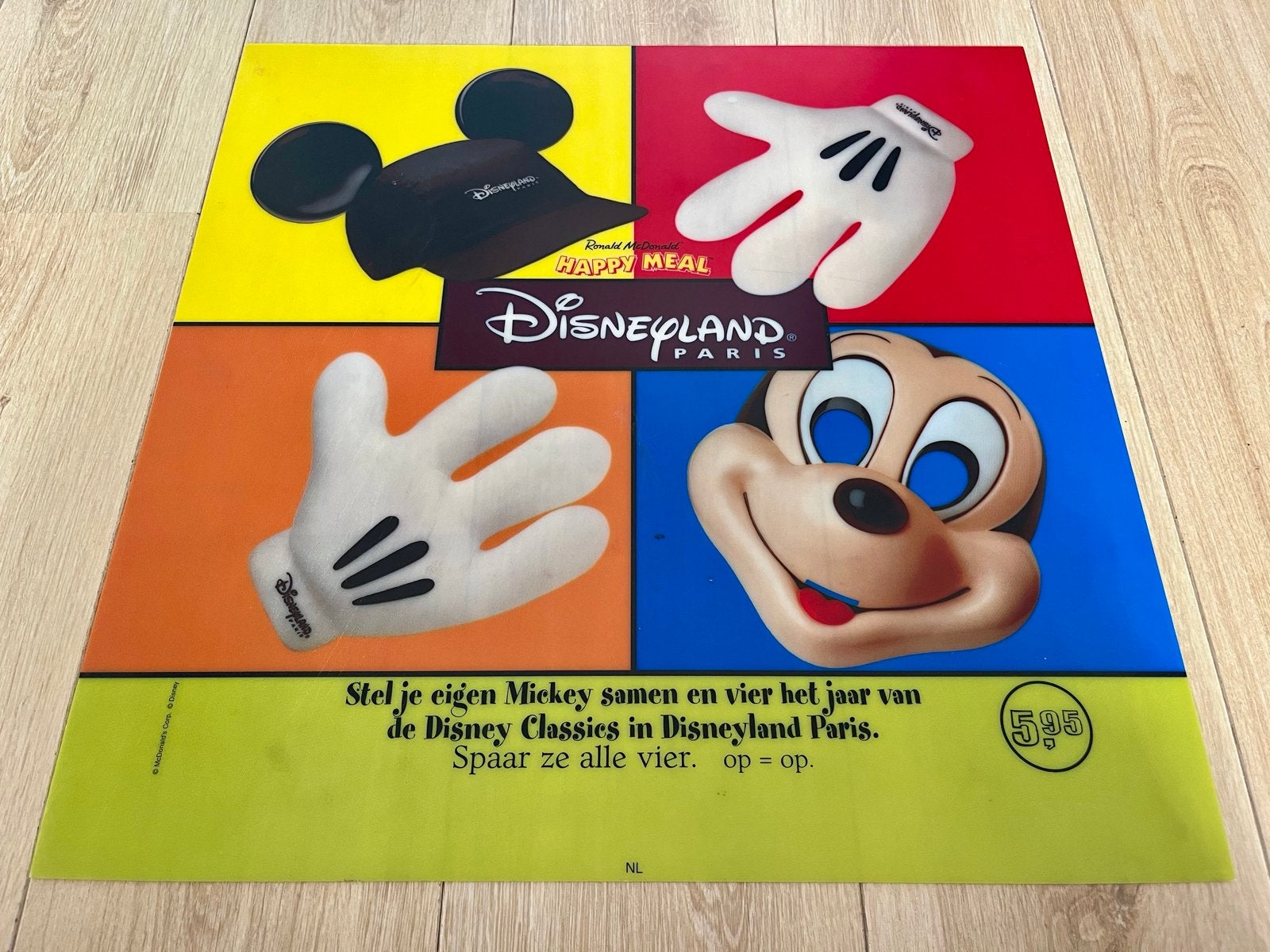 McDonald's Happy Meal Disneyland Paris Translite 55x55cm, Ophalen of Verzenden, Mickey Mouse, Gebruikt, Overige typen