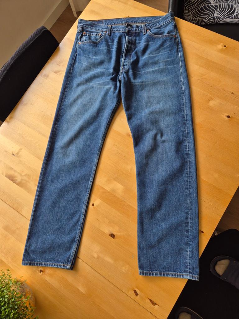 Levi's 501 origineel jeans 36-32 100%katoen., Kleding | Heren, Spijkerbroeken en Jeans, Ophalen of Verzenden, Zo goed als nieuw
