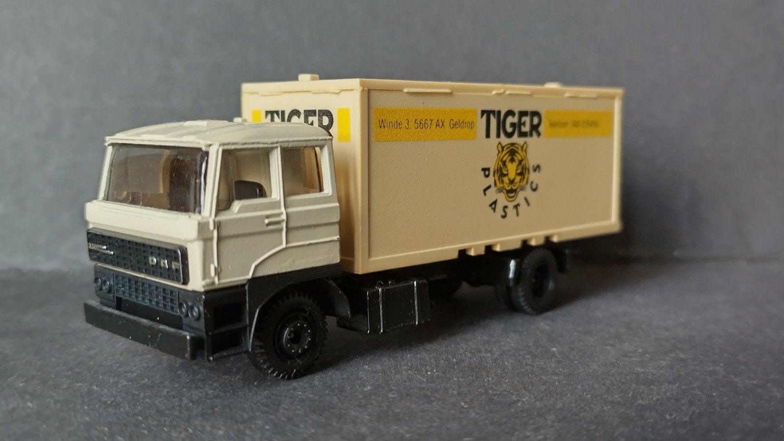 Daf 3300 Tiger Plastics 1:87 Efsi Holland Pol, Efsi, Zo goed als nieuw, Efsi, Bus of Vrachtwagen