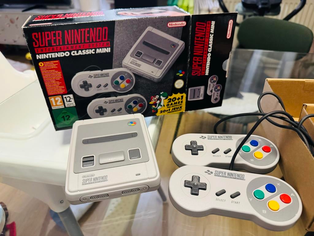 Super Nintendo Classic Mini - Perfect werkend, Gebruikt, Overige genres, 2 spelers, Eén computer