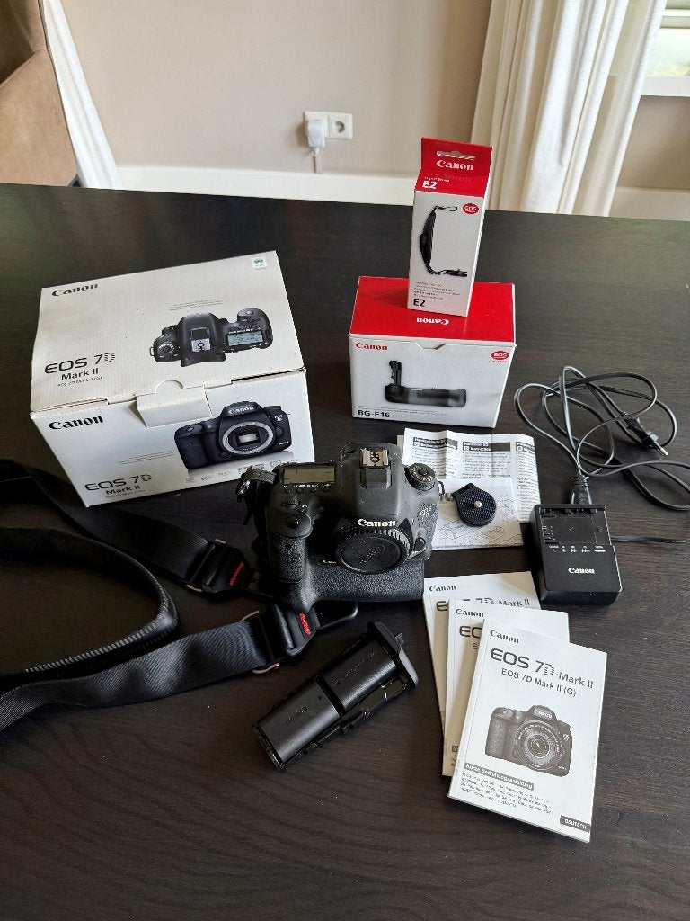 Canon EOS 7D Mark II spiegelreflexcamera, Audio, Tv en Foto, Ophalen, Spiegelreflex, Canon, Zo goed als nieuw