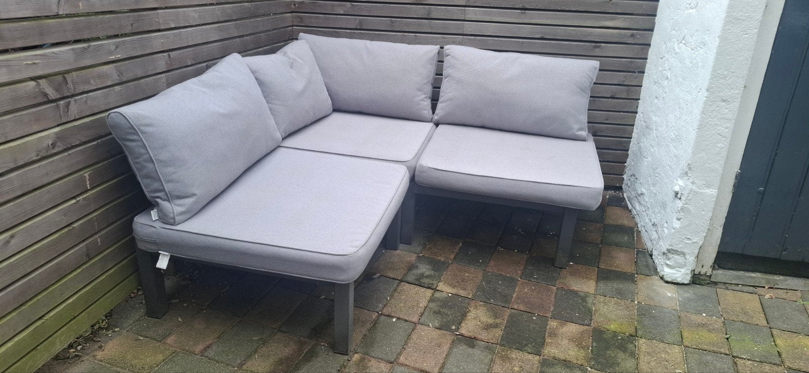 Moderne Le Sud loungeset met grijze kussens, Gebruikt, 3 zitplaatsen, Bank, Aluminium