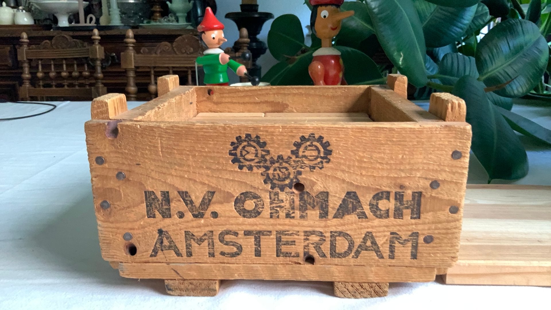 Oude blokkendoos gemaakt van transportkist N.V. OHMACH A’dam, Antiek en Kunst, Ophalen of Verzenden
