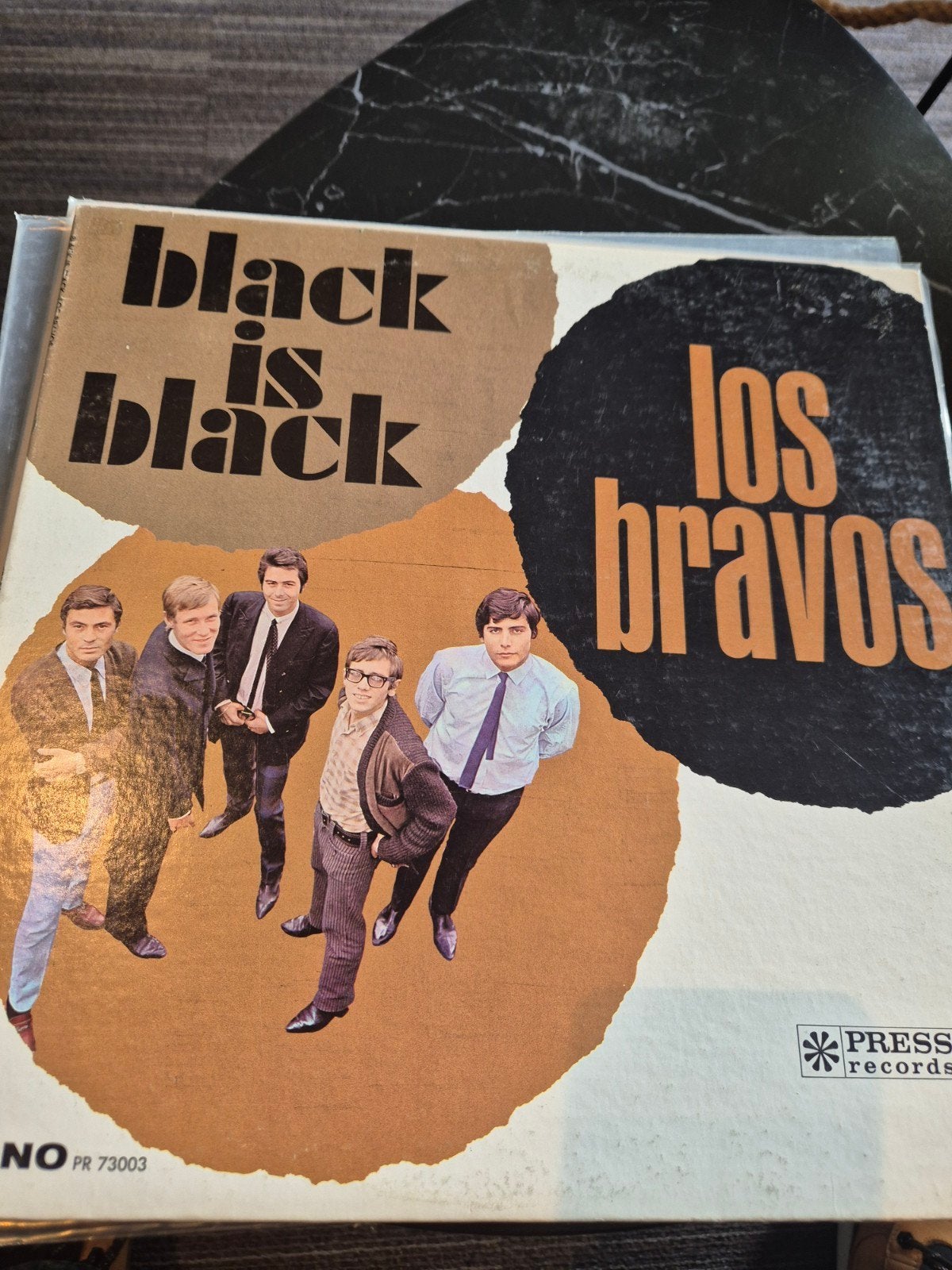Los Bravos - Black is Black