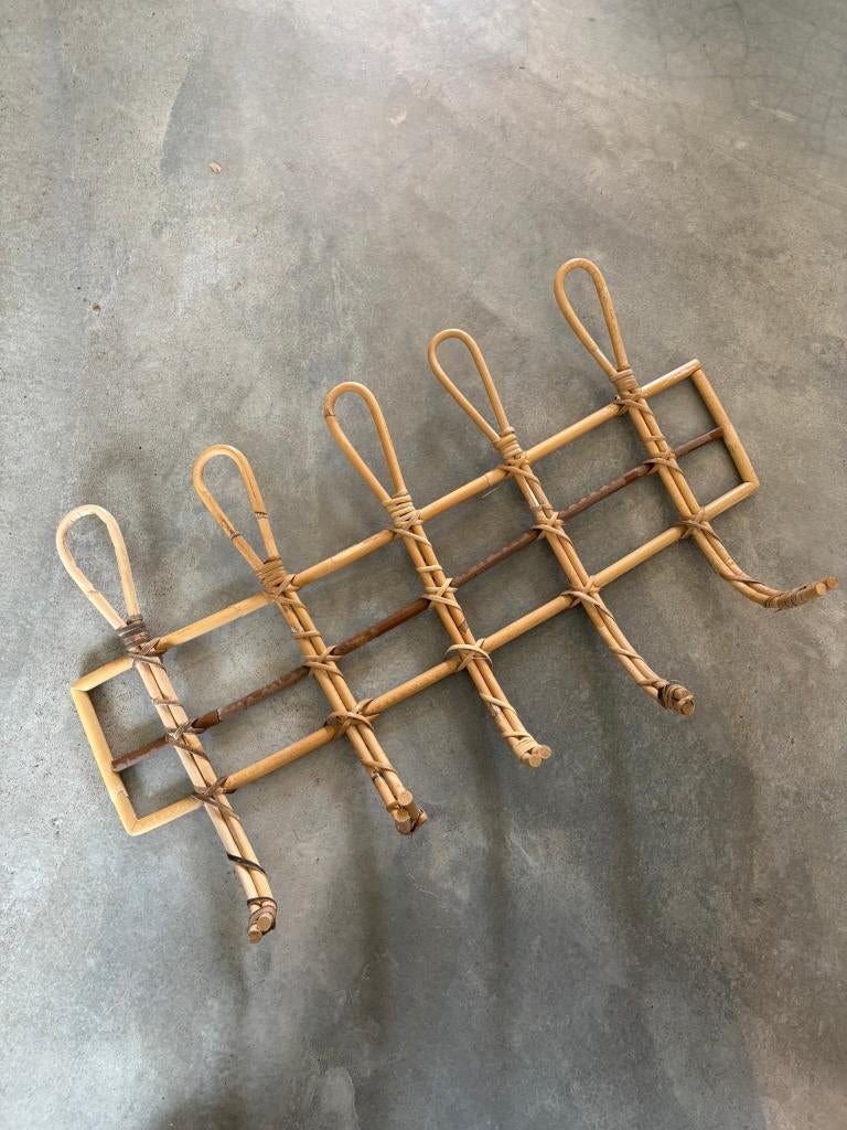 Vintage rotan kapstok, Ophalen of Verzenden, Hout, Wandkapstok, Minder dan 100 cm
