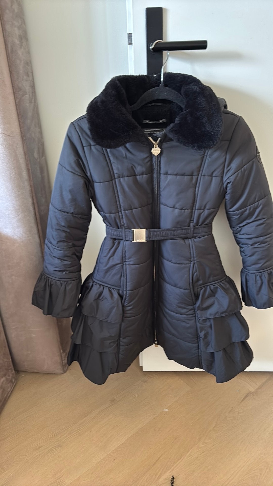 Le Chic meisjes winterjas maat 146-152, Ophalen of Verzenden, Gebruikt, Meisje, Jas