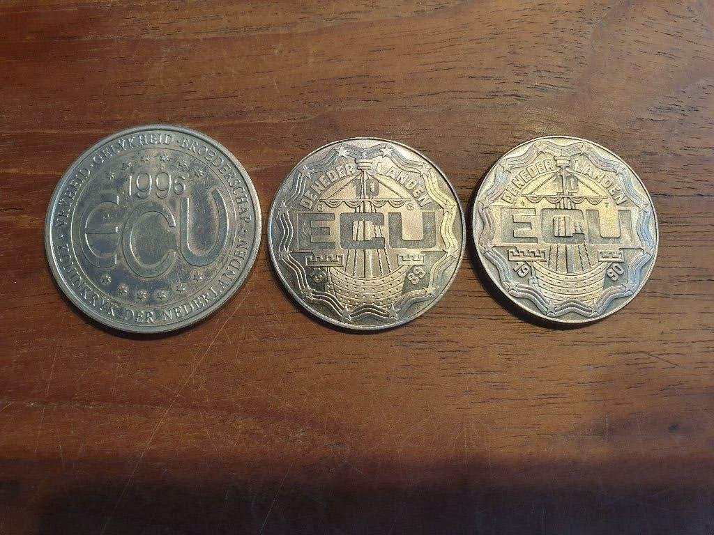 3 ECU munten, 1x 1 ECU en 2x 10 ECU, diverse jaren, Ophalen of Verzenden, Overige materialen