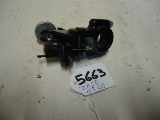 ZX6R 2007 - 2008 Kawasaki Koppelingshendel houder D1-17827, Motoren