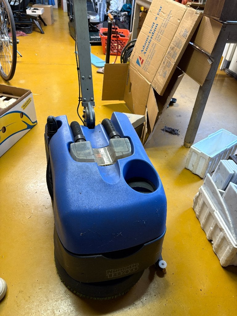 Numatic TTB-1840 schrobmachine, Ophalen, Gebruikt, Schrobmachine