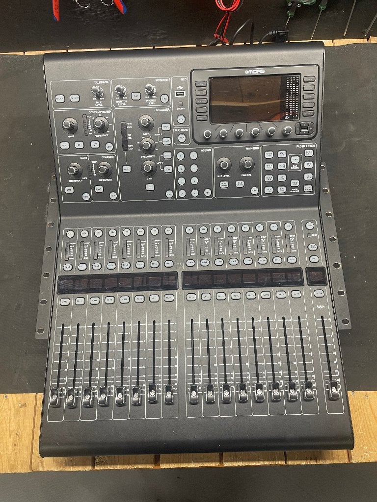 Midas M32R Live - Digitale geluidstafel, Muziek en Instrumenten, Mengpanelen, Ophalen, Zo goed als nieuw, 20 kanalen of meer, Microfooningang