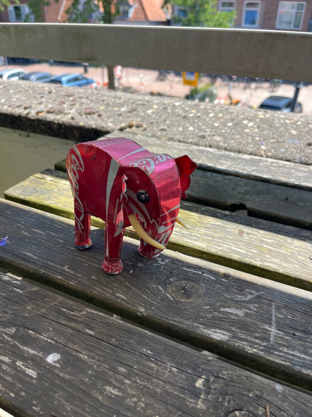 Decoratieve olifant van Coca-Cola blik, 13 cm hoog, Gebruikt, Overige stijlen, Ophalen of Verzenden, Metaal