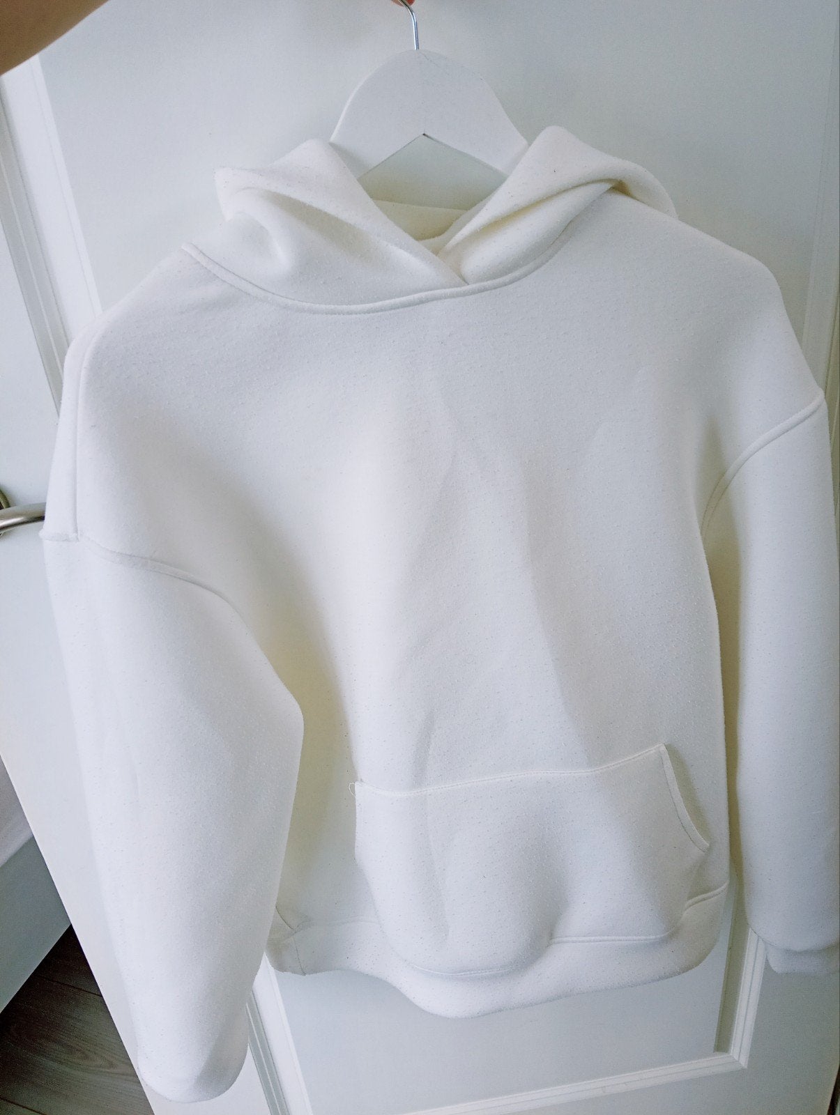 Witte hoodie van Amisu, maat S, Wit, Ophalen of Verzenden, Zo goed als nieuw, Lange mouw