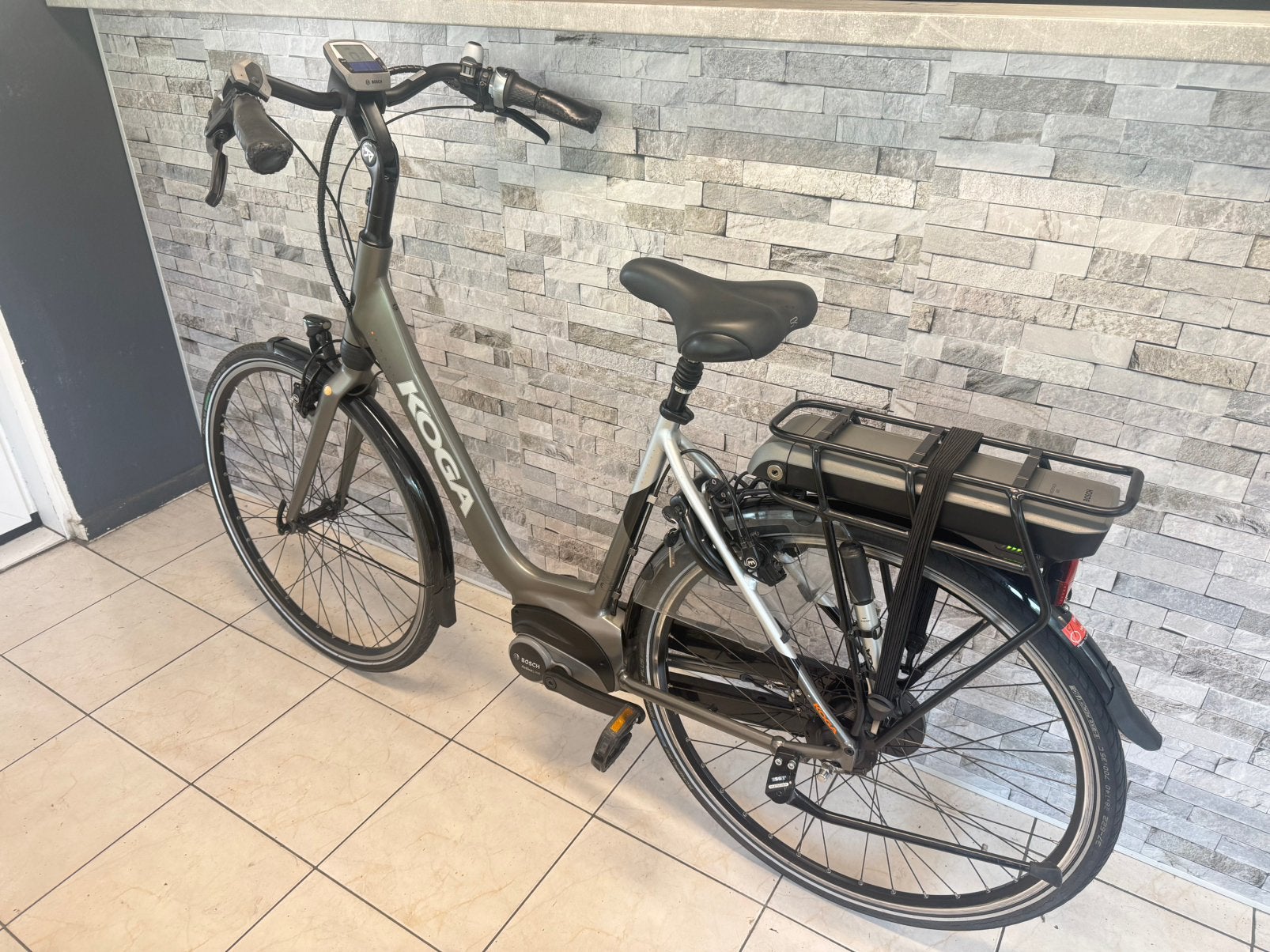 E- Bike Koga Enova TOTAAL 2700km. D53cm. Bosch middenmotor., Zo goed als nieuw, /, Ophalen, Overige merken