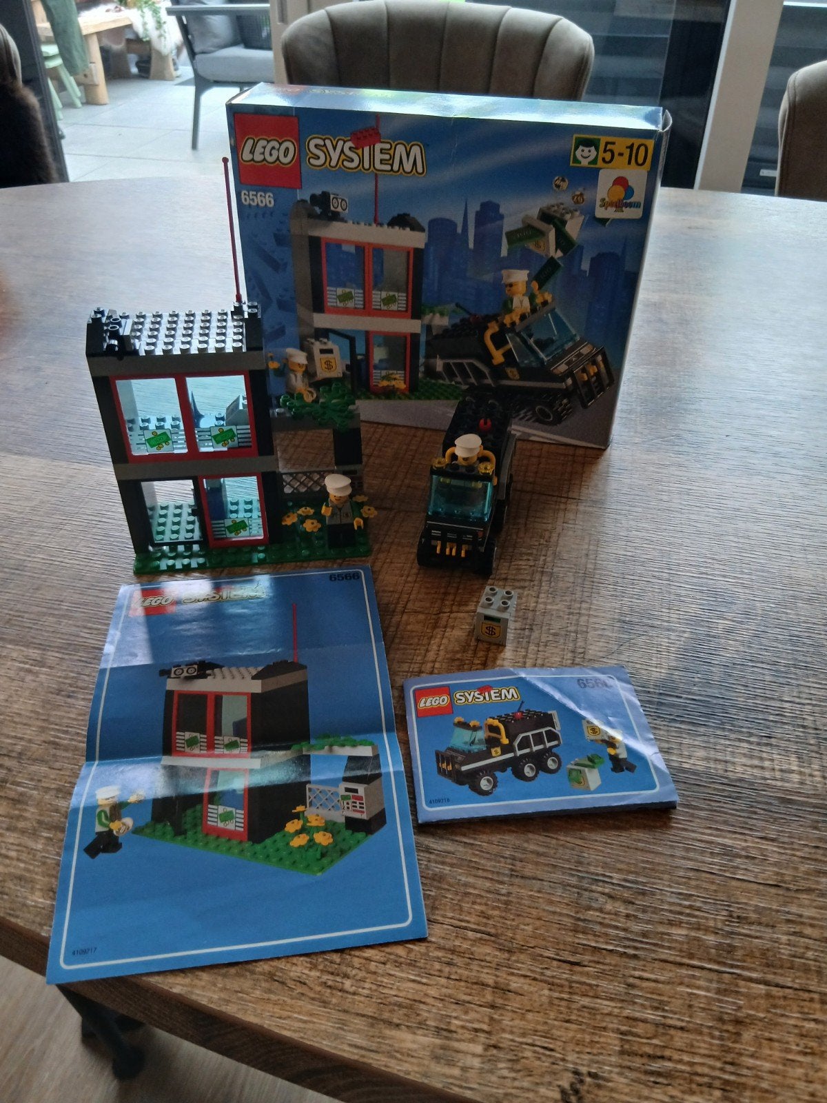 LEGO System 6566: Geldtransport met instructies en doos, Ophalen of Verzenden, Zo goed als nieuw, Overige merken