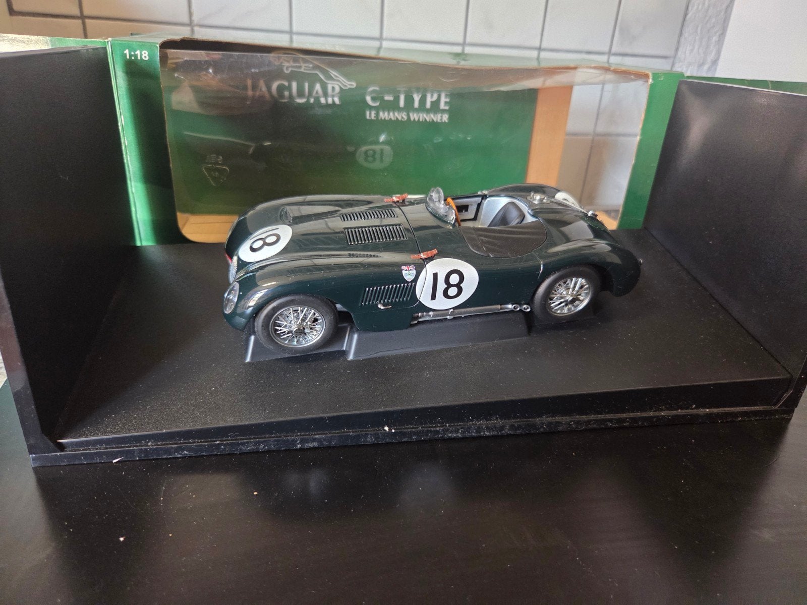 jaguar c type le mans winner 1/18 autoart auto art, Ophalen, Zo goed als nieuw, Auto, Autoart