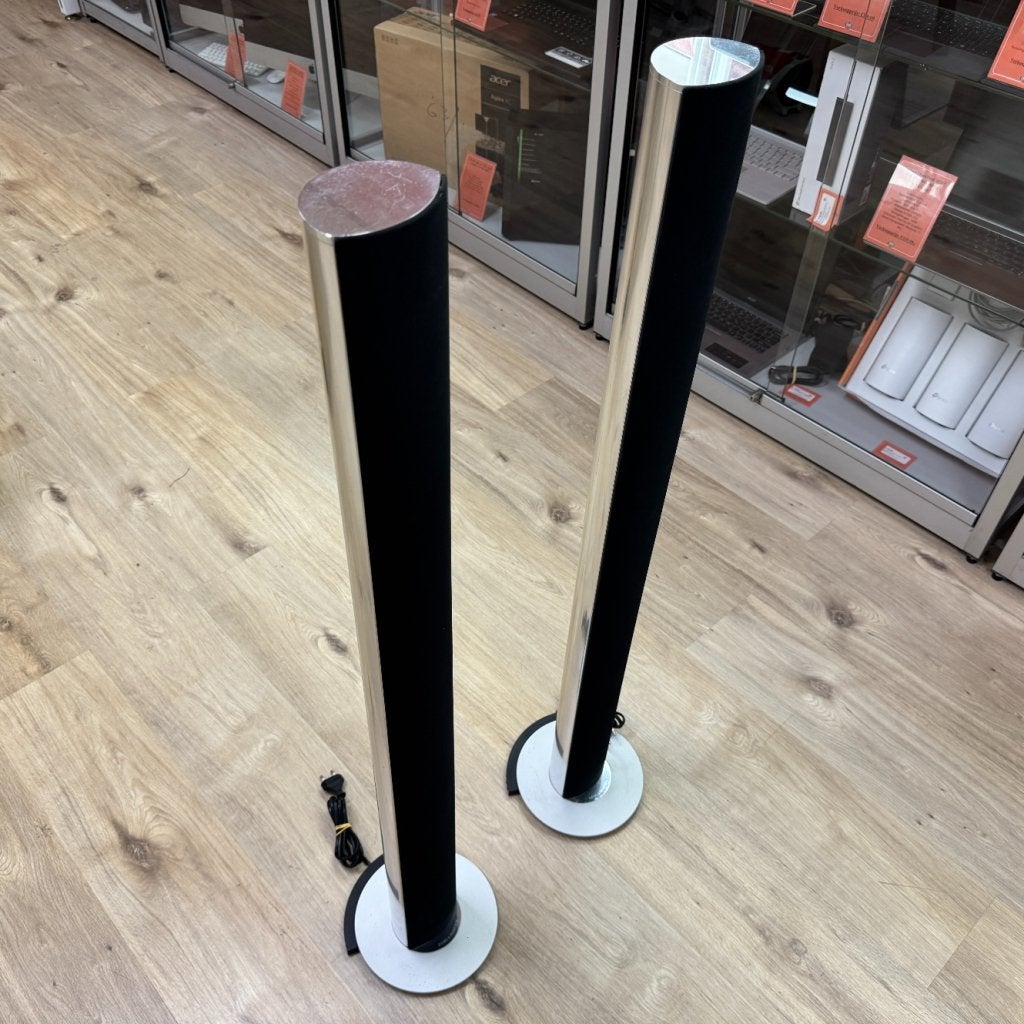 Bang & Olufsen Beolab 6000 Zuilluidsprekers | Gebruikt, Bang en Olufson, Gebruikt, Support@bangenolufson.com, Bang &amp; Olufsen Group
Peter Bangs Vej 15
7600 Struer
Denmark