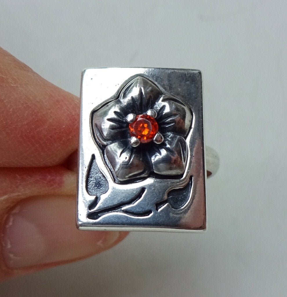 Vintage zilveren ring: bloem motief, oranje kristal, Ophalen of Verzenden, Zilver, Ring