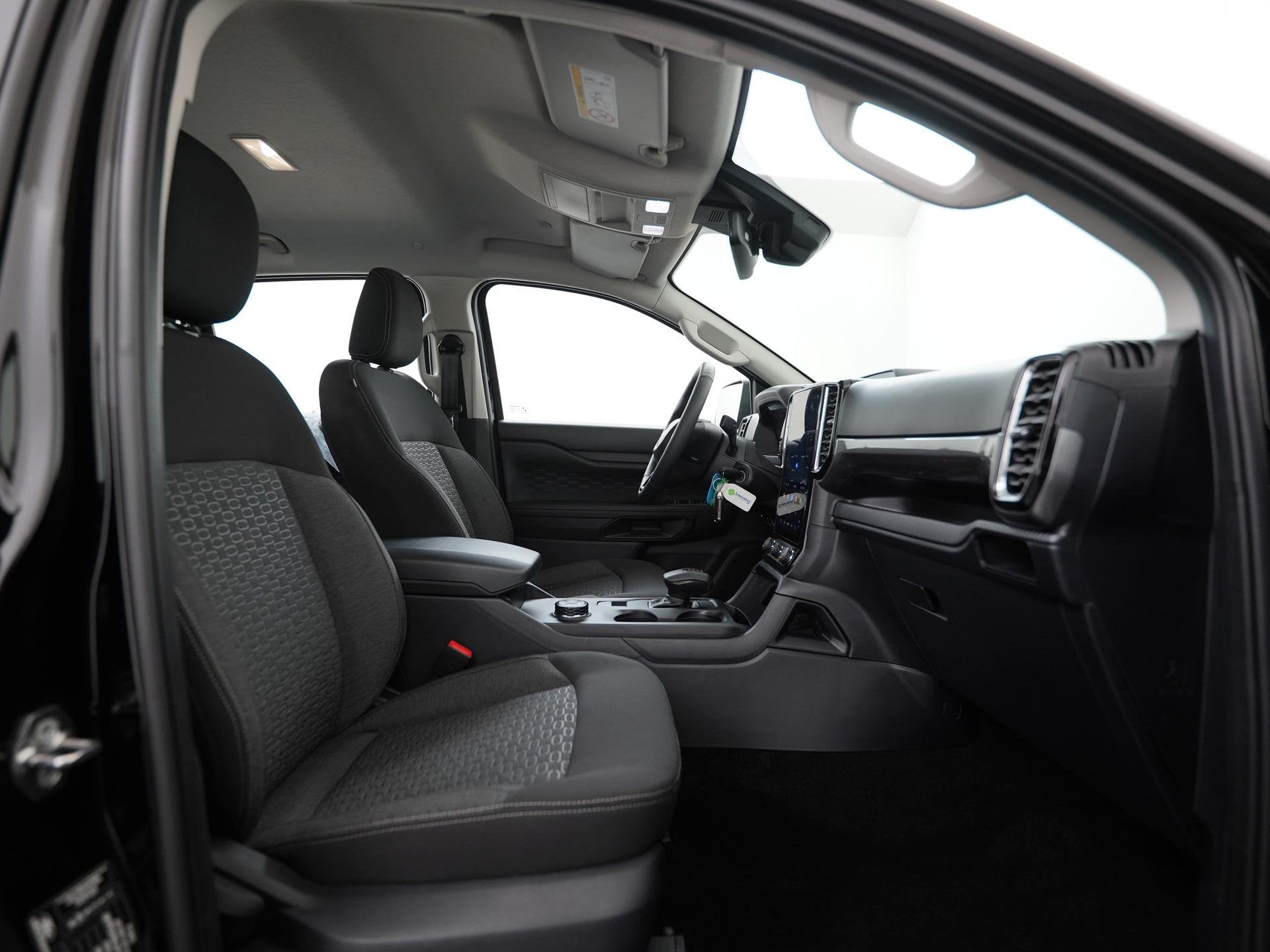 Ford Ranger Dubbel Cabine 2.3 PHEV XLT 279PK 5-zits | Inclus, Auto's, Ford, Automaat, 12 maanden, Stof, Gebruikt