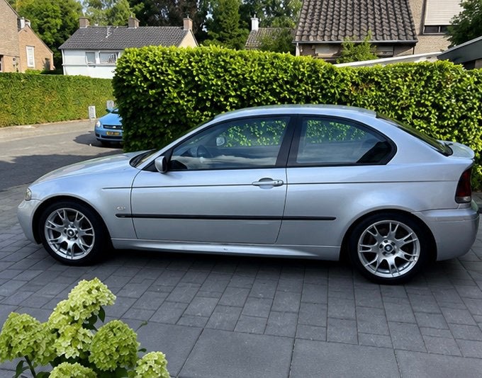 BMW 3-Serie 1.8 TI 316 Compact M Pakket|Cruise|airco|electri, Auto's, Achterwielaandrijving, 1250 kg, Zwart, 4 cilinders