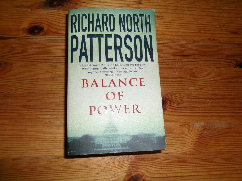 Richard North Patterson - Balance of Power, Boeken, Ophalen of Verzenden, Gelezen