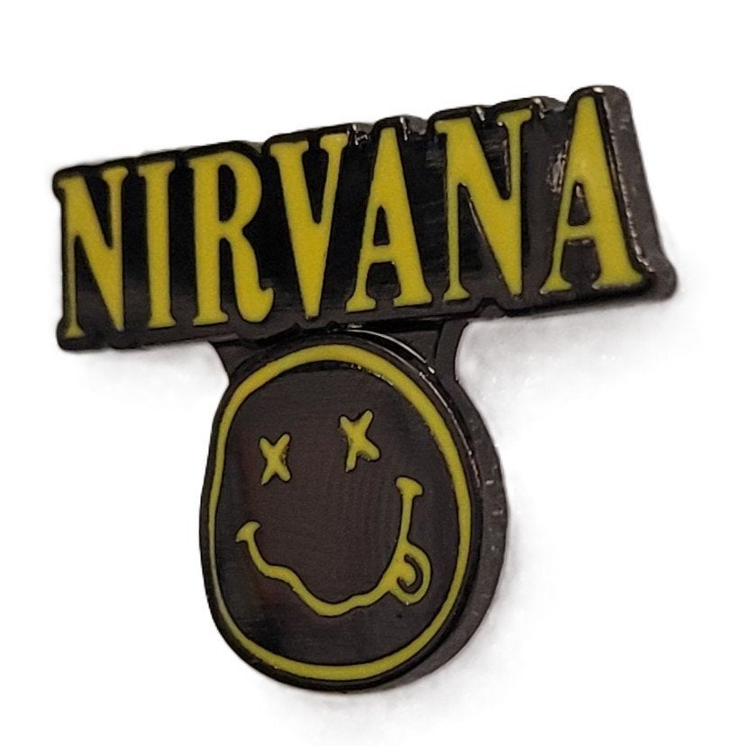Nirvana smiley logo pin van metaal speldje speld, Info@deconoord.nl, Deco Noord, Nieuw, Ophalen of Verzenden