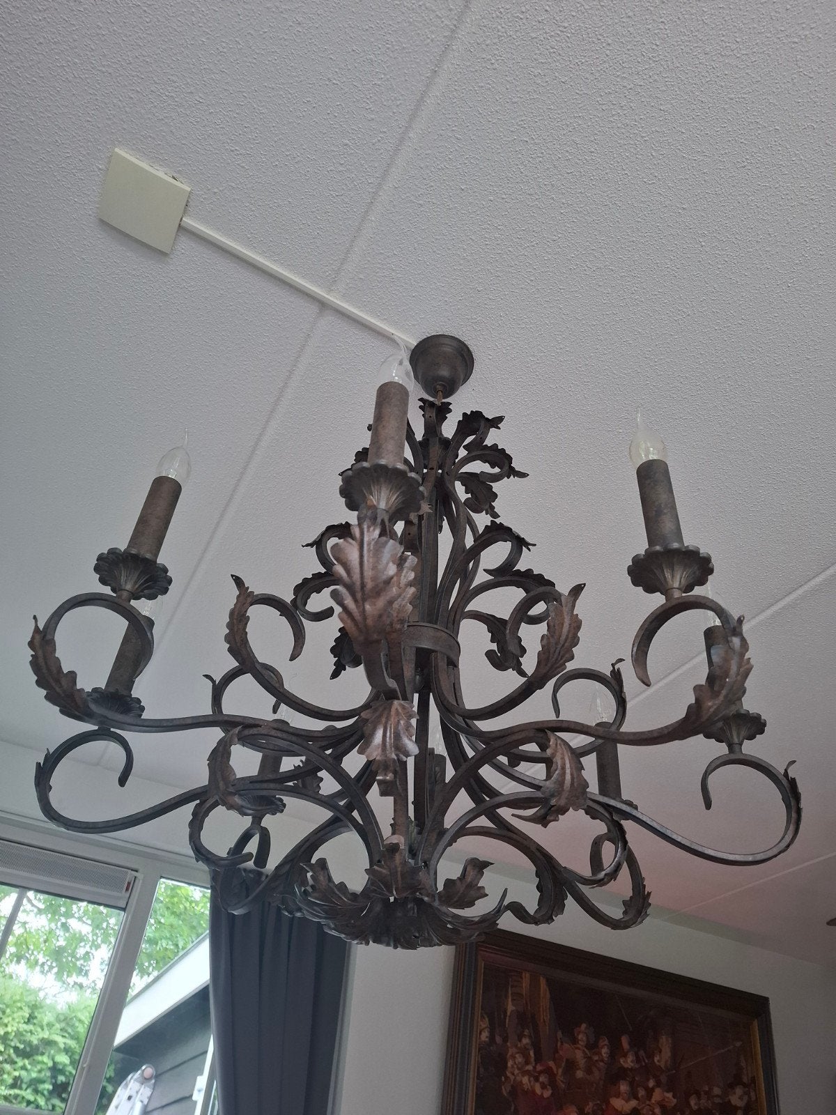 Antieke smeedijzeren kroonluchter met 8 armen, Gebruikt, E14 (klein), Ophalen of Verzenden, Metaal