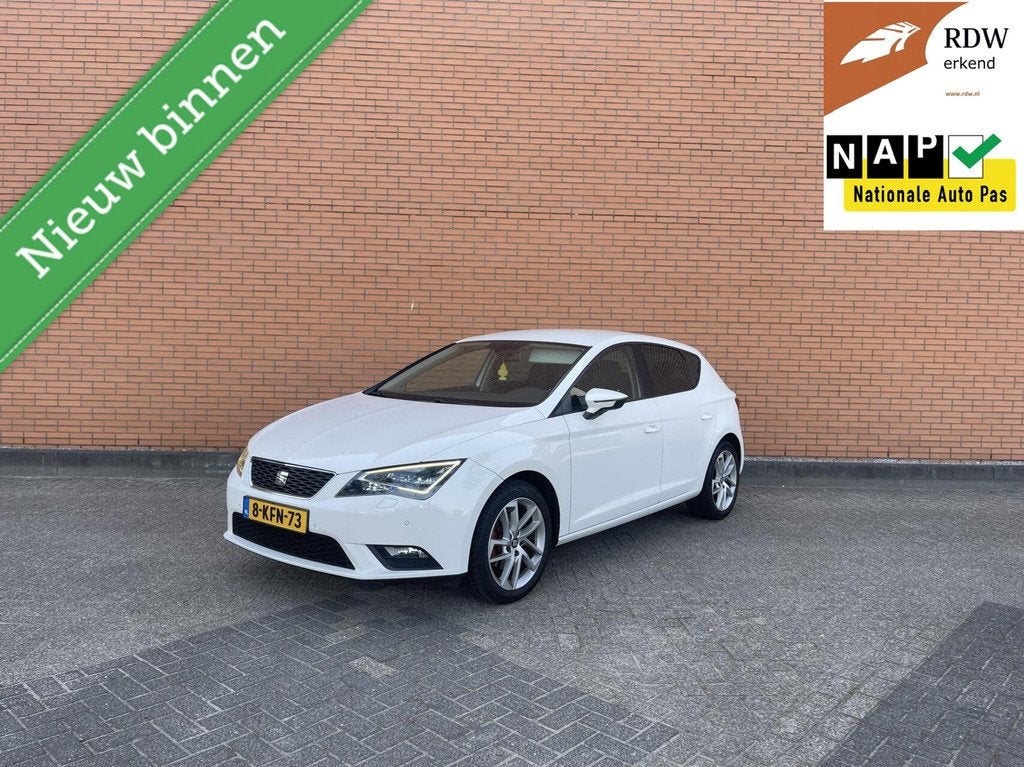 Seat Leon 1.2 TSI Style LED | XENON | NAP | AIRCO | APK-27 |, Voorwielaandrijving, Gebruikt, 4 cilinders, Leon