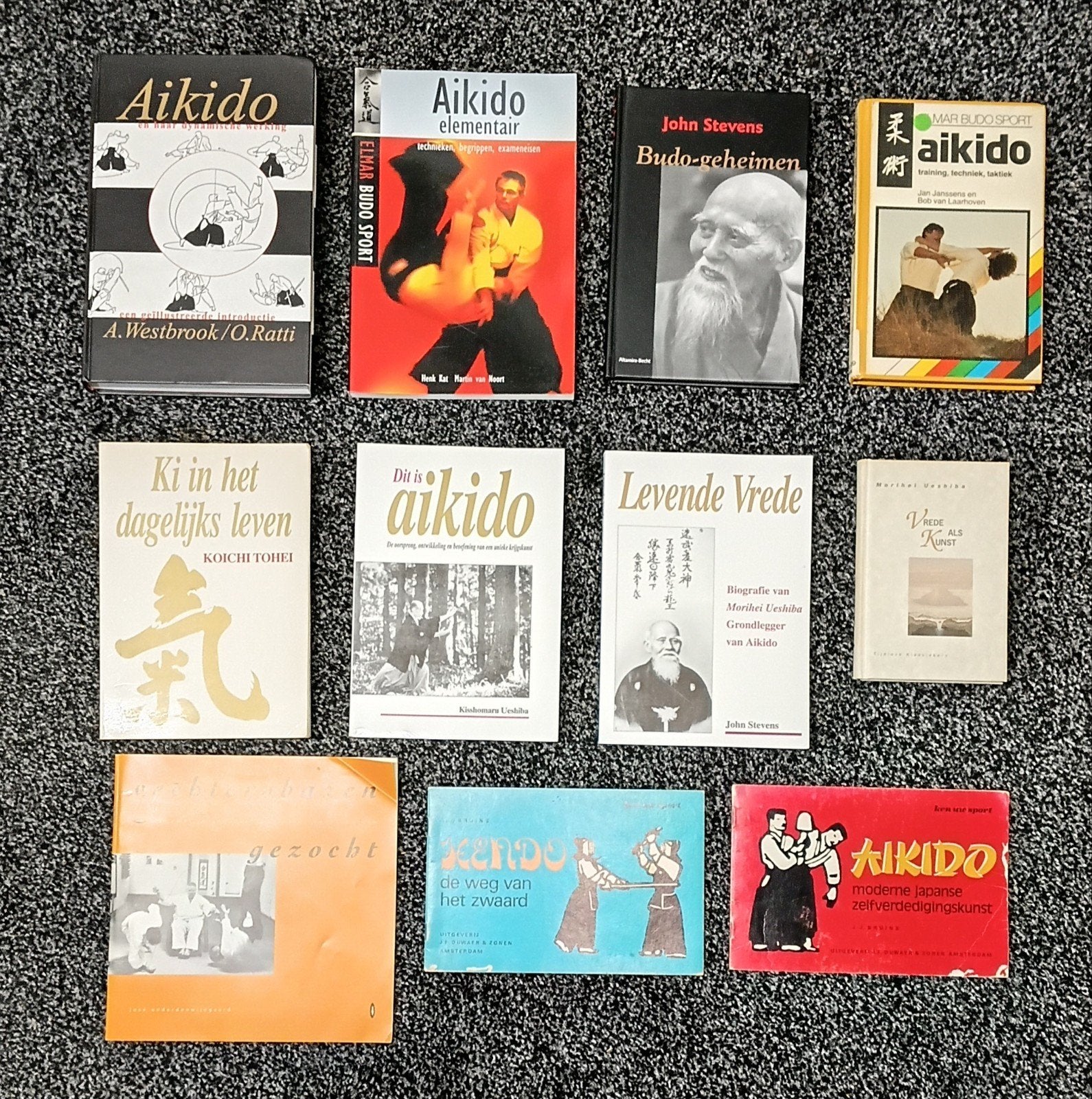 Nederlandstalige Aikido en gerelateerde boeken, Boeken, Ophalen of Verzenden, Zo goed als nieuw, Diverse auteurs, Vechtsport
