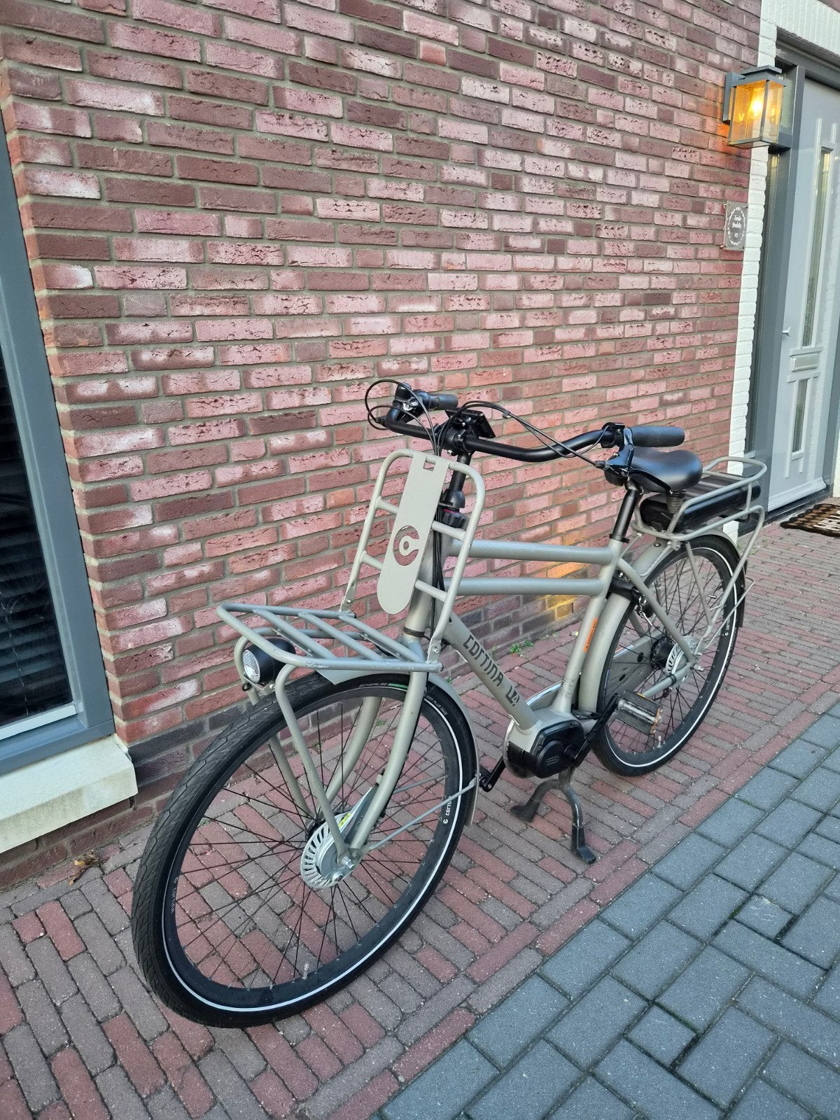 Nette Cortina E-U4 (middenmotor) Solid Quarz grey matt, 57cm, 55 tot 59 cm, Ophalen, Zo goed als nieuw, Cortina