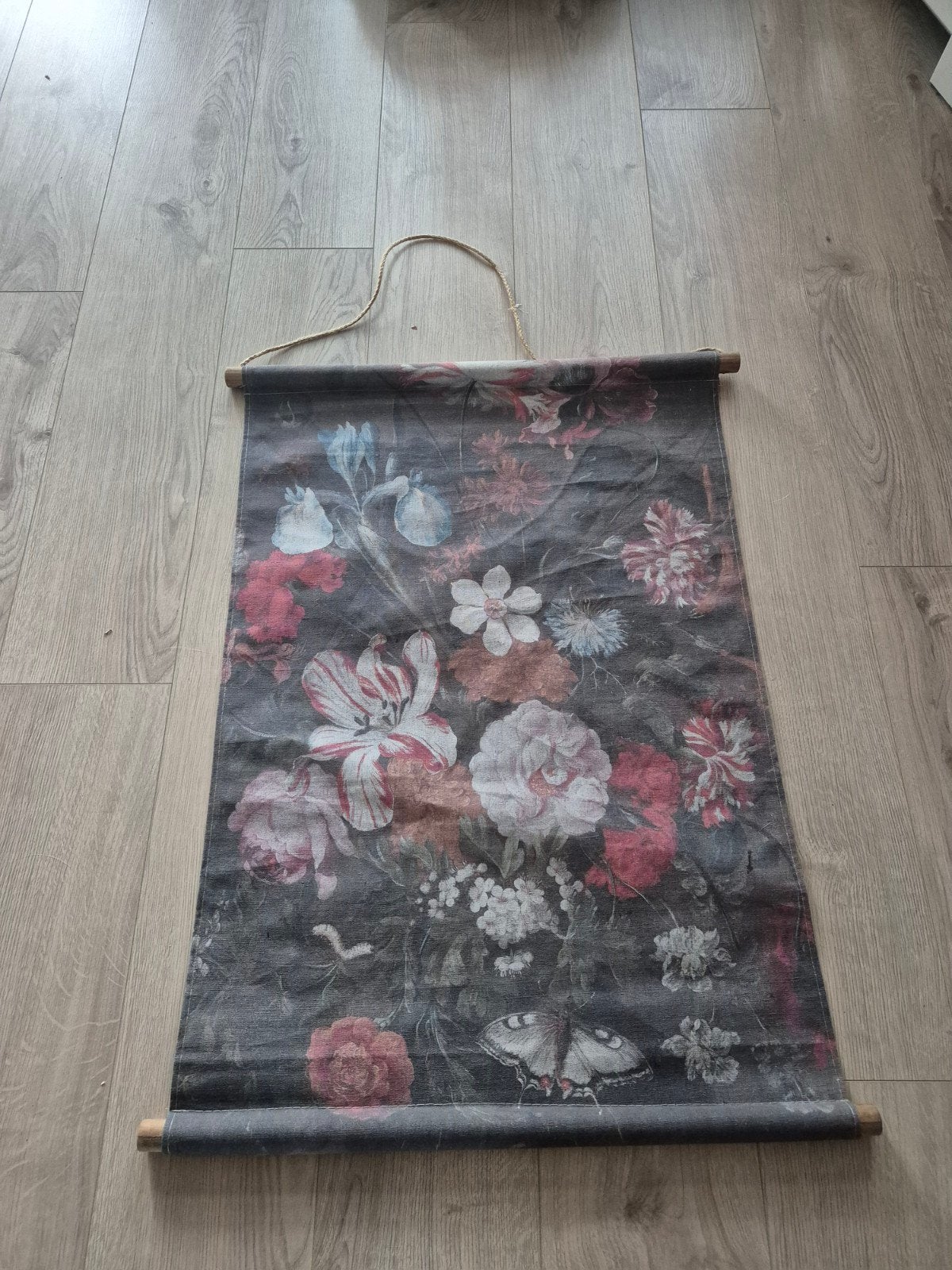 Wandkleed met bloemen en vlinders - Vintage stijl, Ophalen of Verzenden, Zo goed als nieuw, Met ophangsysteem, Meerkleurig