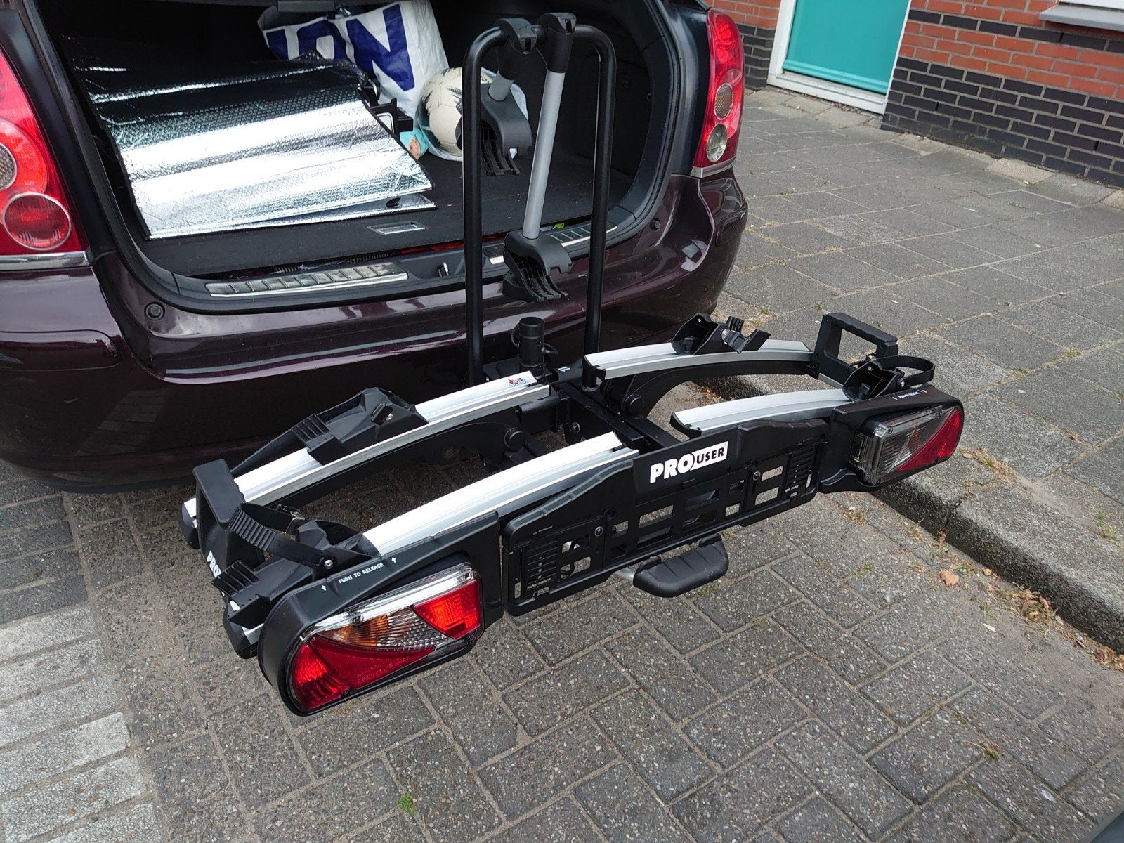 Pro user diamant sg2 fietsdrager geschikt voor, Ophalen, Gebruikt, 2 fietsen, Trekhaakdrager