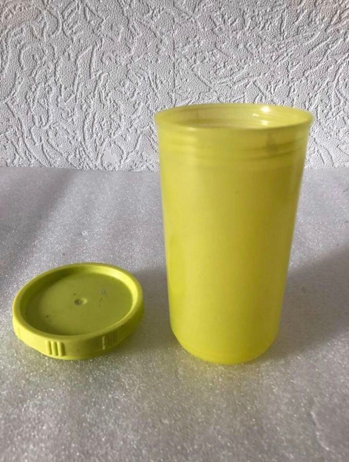 Drinkbeker  met draai deksel - lemoen kleur, Ophalen of Verzenden, Zo goed als nieuw