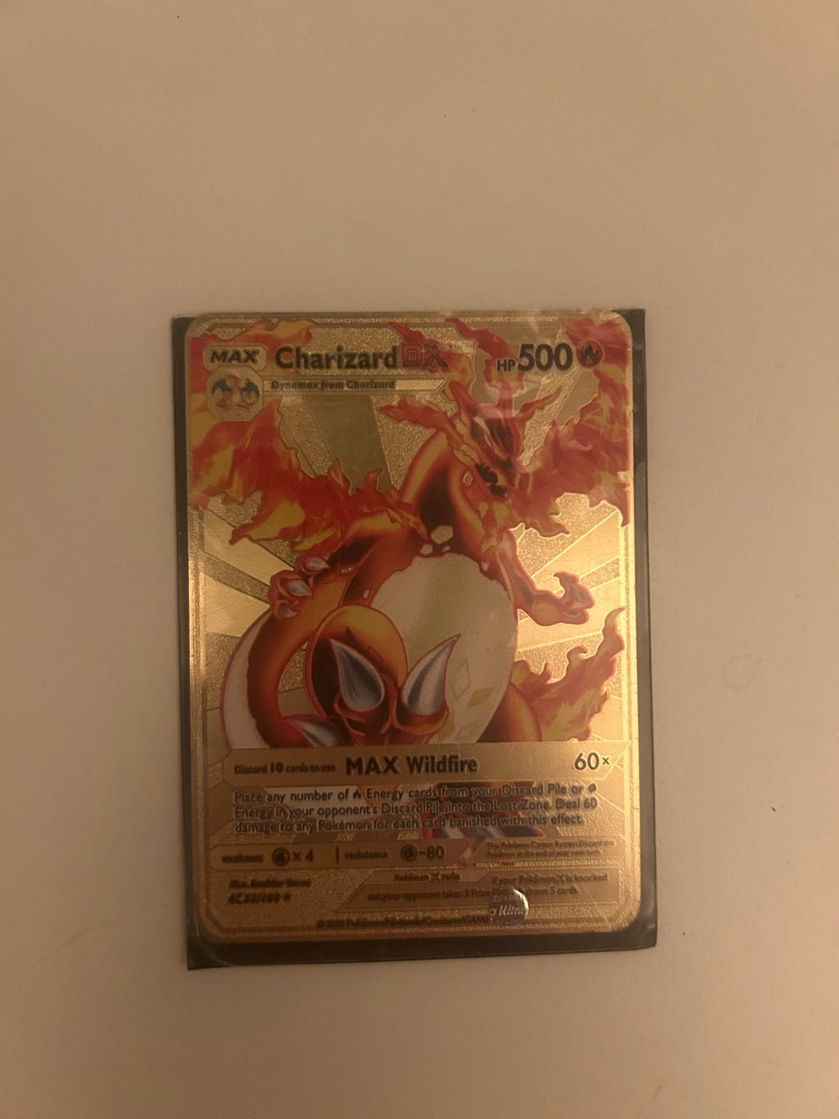 Gouden Charizard VMAX Pokémon kaart, Verzenden, Zo goed als nieuw, Losse kaart