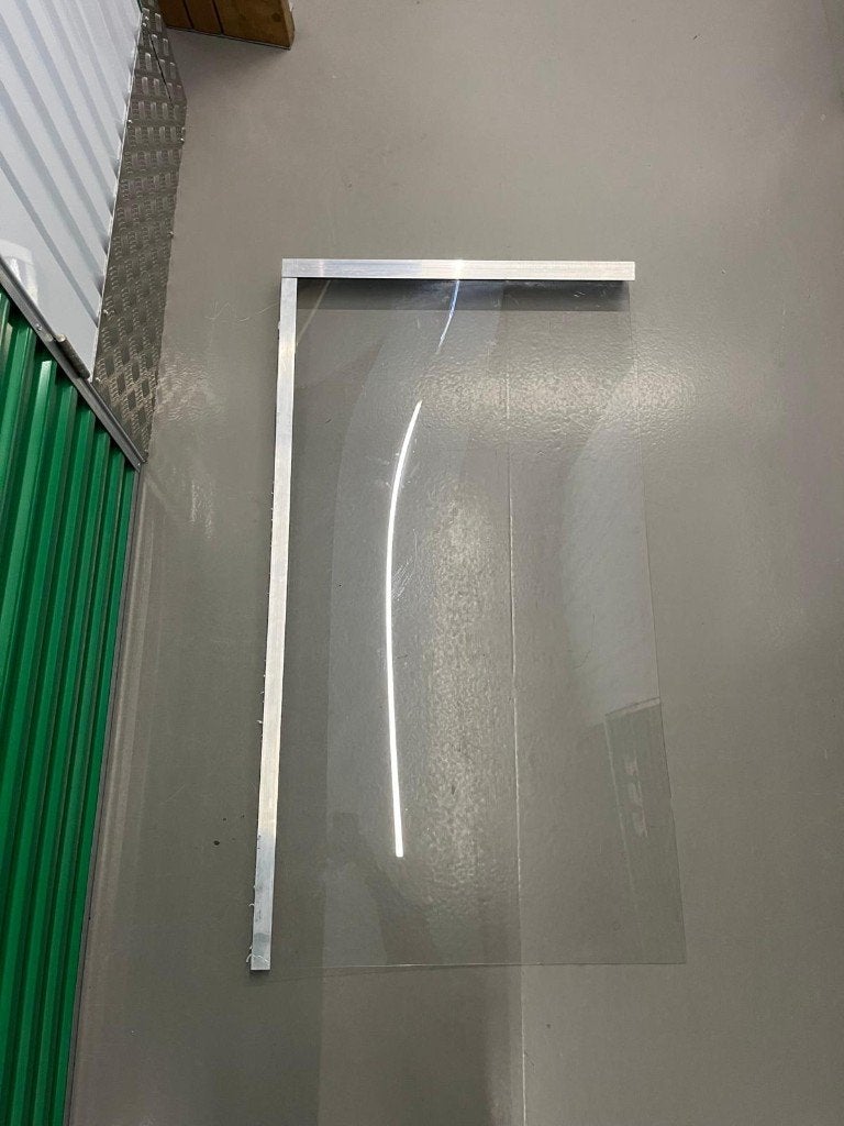 FLEXIGLAS SCHERMEN MET ALUMINIUM LIJSTEN – DIVERSE MATEN, Ophalen, Gebruikt, 200 cm of meer, 50 tot 100 cm