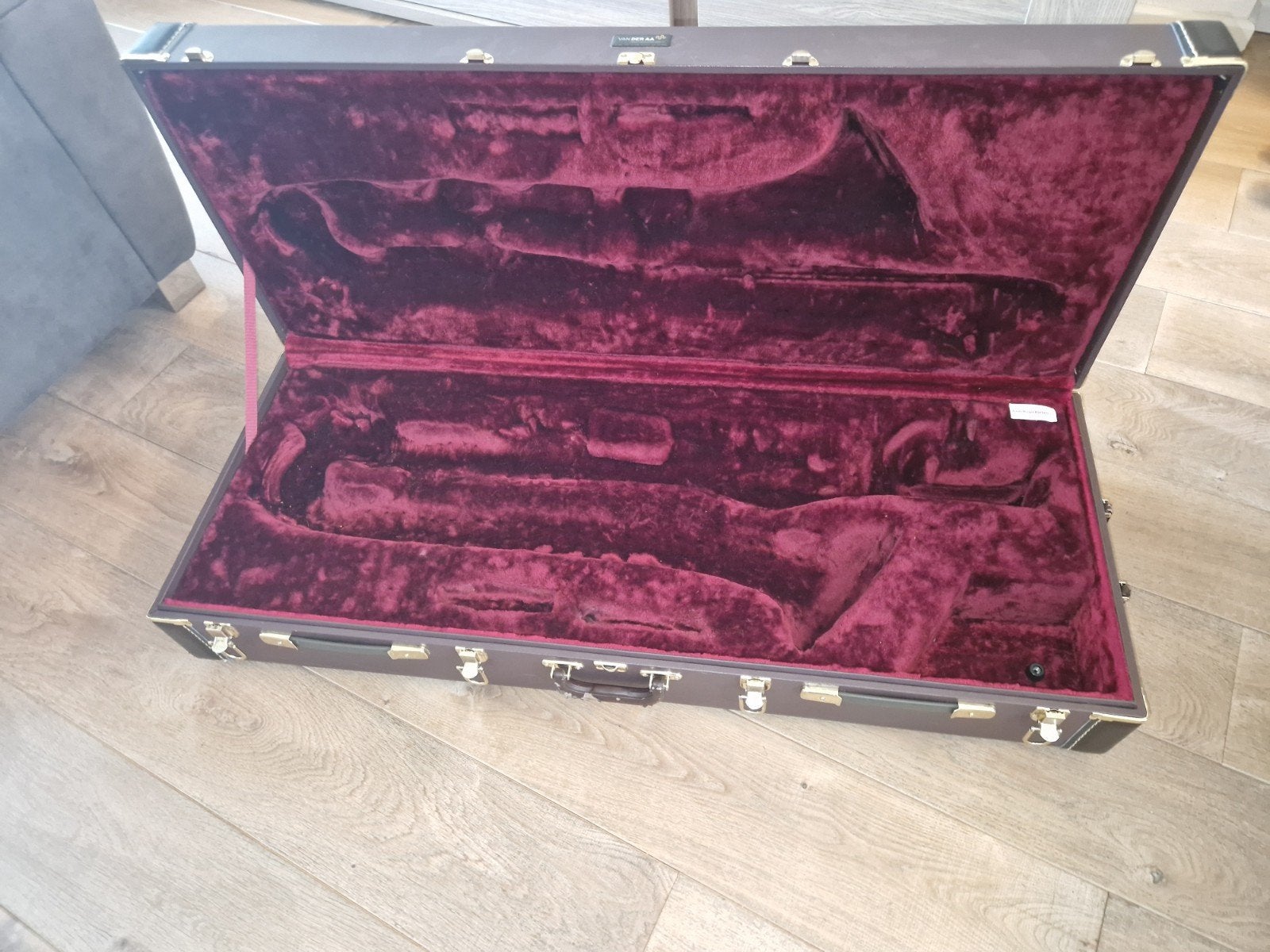 Baritonsaxofoon koffer met wieltjes voor lage A, Ophalen, Gebruikt, Houtblazer