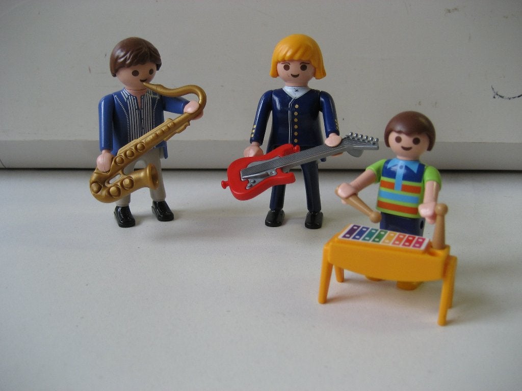 playmobil muzikanten met muziekinstrumenten, Kinderen en Baby's, Ophalen of Verzenden, Zo goed als nieuw