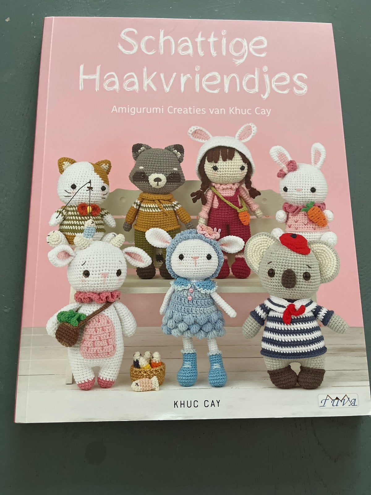 Schatttige Haakvriendjes: Amigurumi Creaties van Khuc Cay, Ophalen of Verzenden, Nieuw, Haken, Patroon of Boek