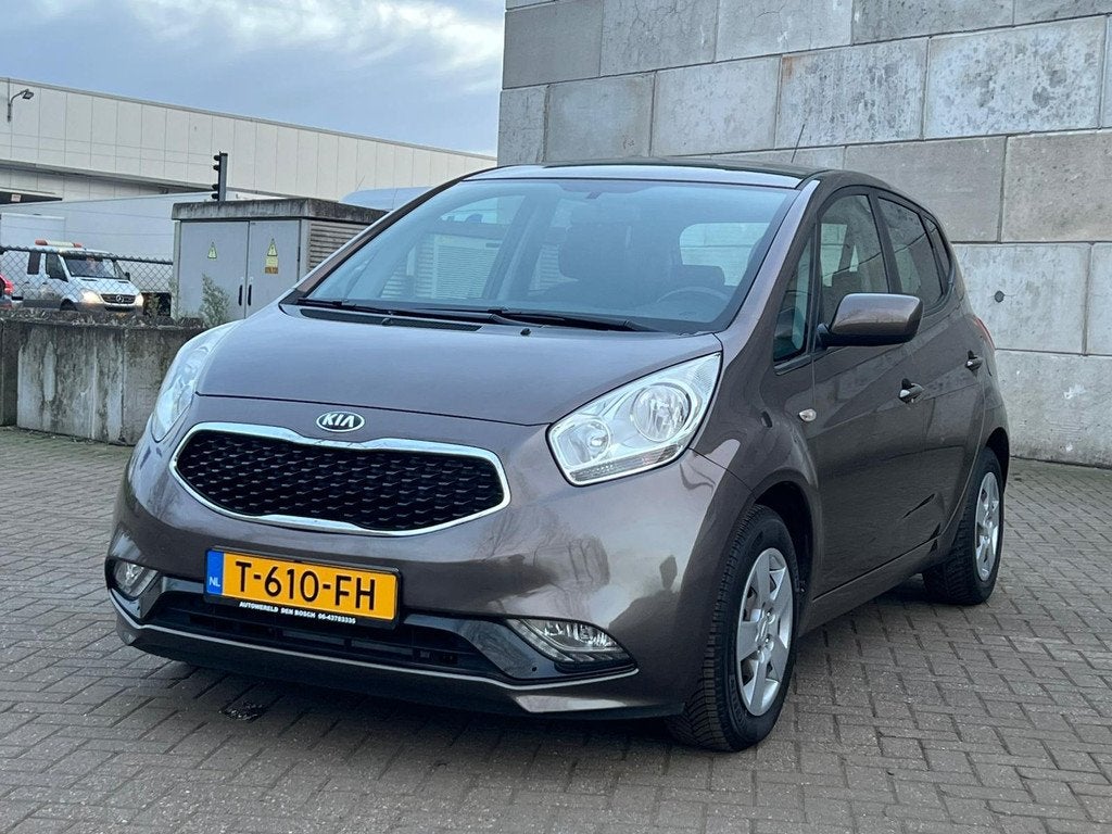 Kia Venga 1.6 CVVT Edition Automaat,airco,hoog instap, Auto's, 15 km/l, 4 cilinders, Bruin, Leder en Stof