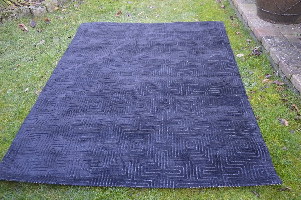 Nieuw! zwart vloerkleed Japandi stijl, 230 cm By Boo Madam, Japandi, Zwart, 150 tot 200 cm, Ophalen of Verzenden