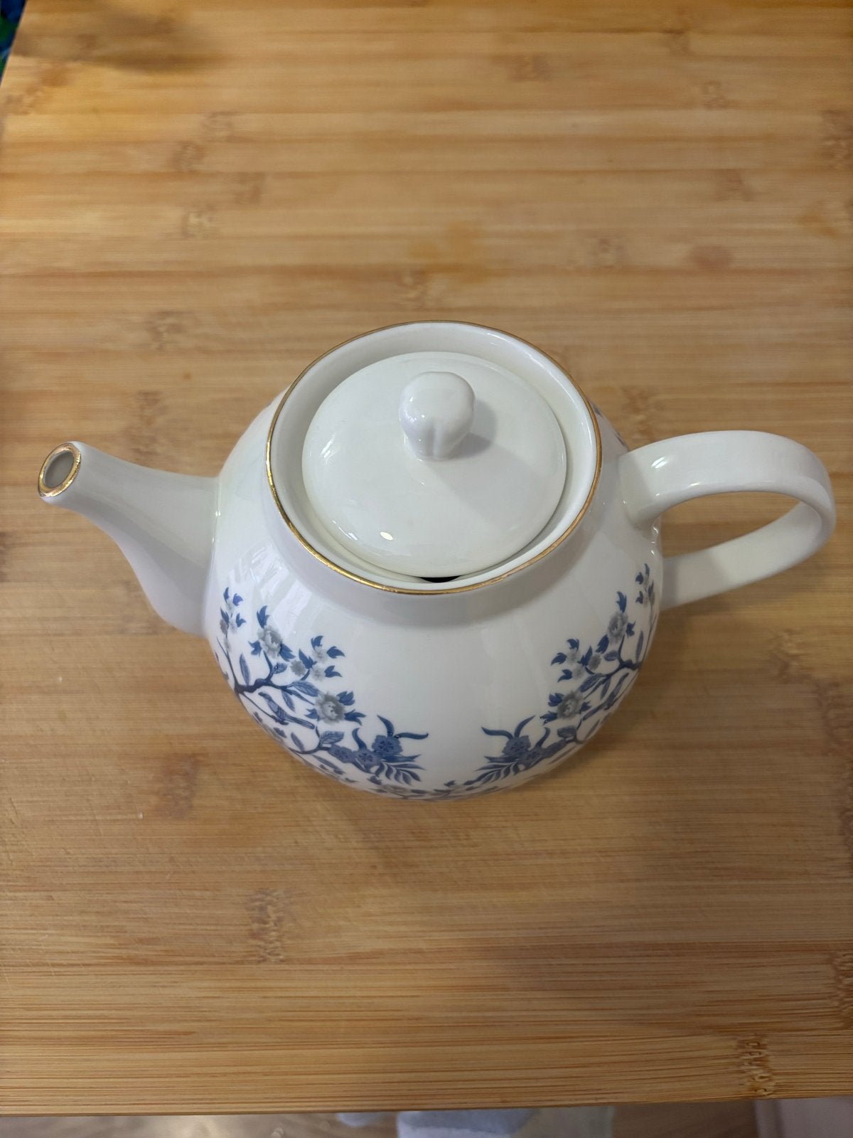Witte theepot met blauw bloemmotief, Ophalen, Overige merken, Klassiek, Zo goed als nieuw
