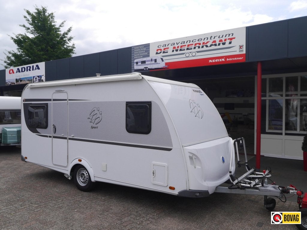 Knaus Sport 450 FU, Caravans en Kamperen, Rondzit, Schokbreker, Bedrijf, 750 - 1000 kg