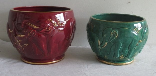 2 art deco bloemvazen potten St Clement met olifanten, Antiek en Kunst, Verzenden