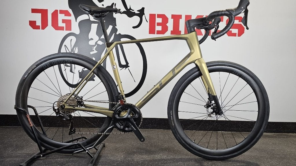 *NEW+PROMO* superior x-road disc + carbon wielen, Ophalen, Nieuw