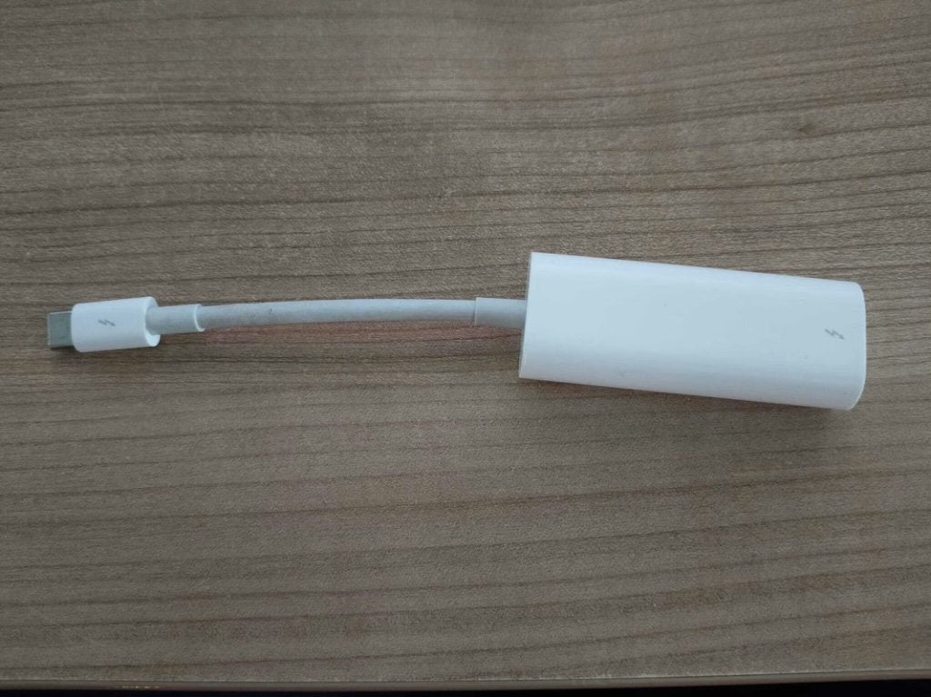 Apple Thunderbolt 3 (USB-C) naar Thunderbolt 2 Adapter, Ophalen, Zo goed als nieuw