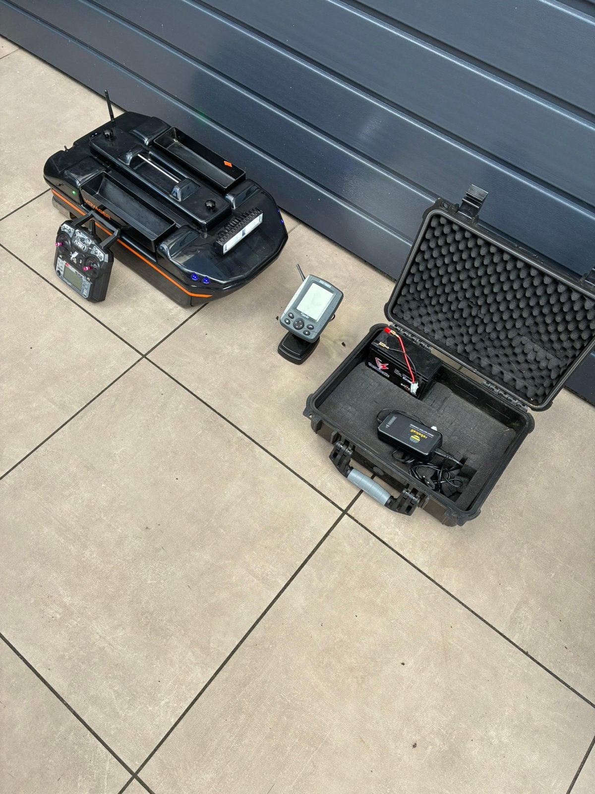 Voyager voerboot fox solar nash aqau jag shimano jrc avid bb, Ophalen of Verzenden
