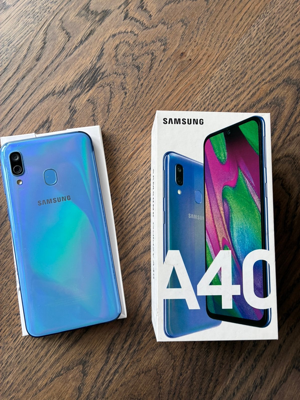 Samsung A40 telefoon, Gebruikt, Overige modellen, Blauw, Touchscreen