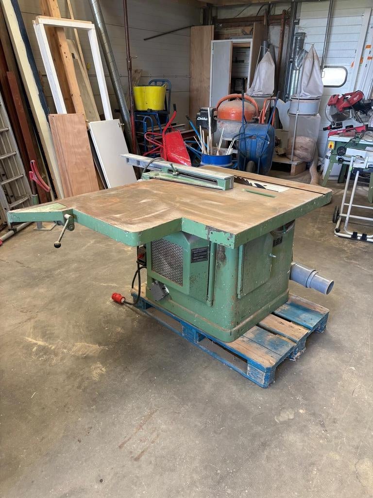Martin formaatzaag, gietijzer, 380 volt, Gebruikt, Cirkelzaag, 70 mm of meer, 1200 watt of meer