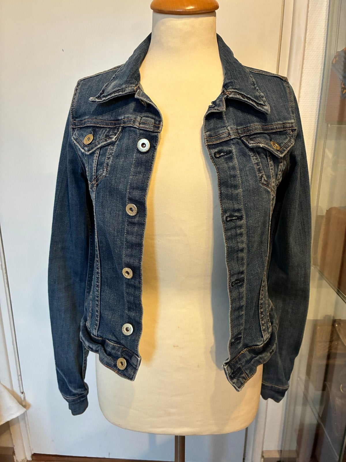 H&M spijkerjasje maat 36, Kleding | Dames, Ophalen of Verzenden, Gedragen, Maat 36 (S), Blauw