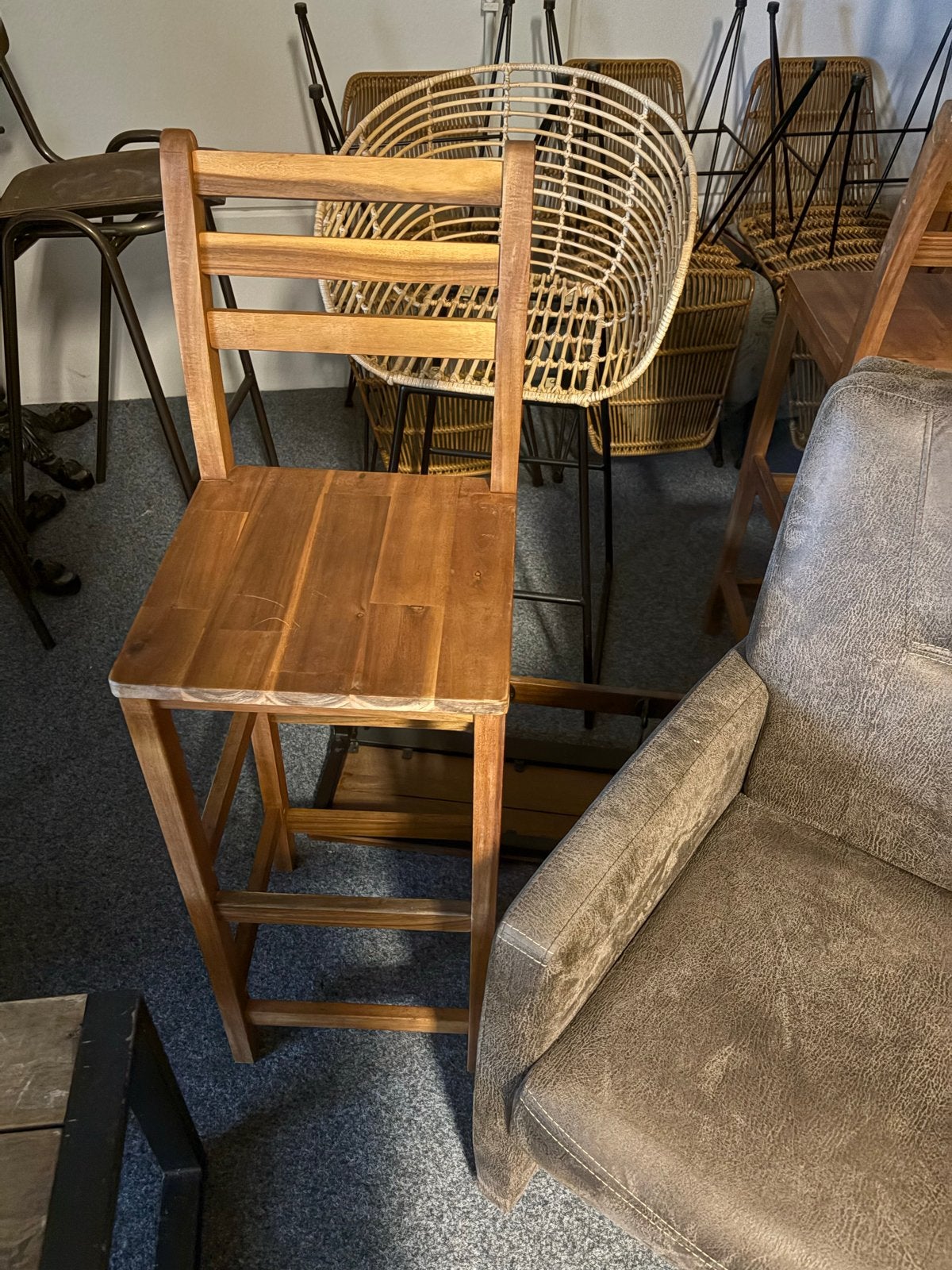 Diverse Projectmeubelen: Stoelen, barkrukken en sateliet, 5 krukken of meer, Ophalen, Gebruikt, 60 tot 90 cm